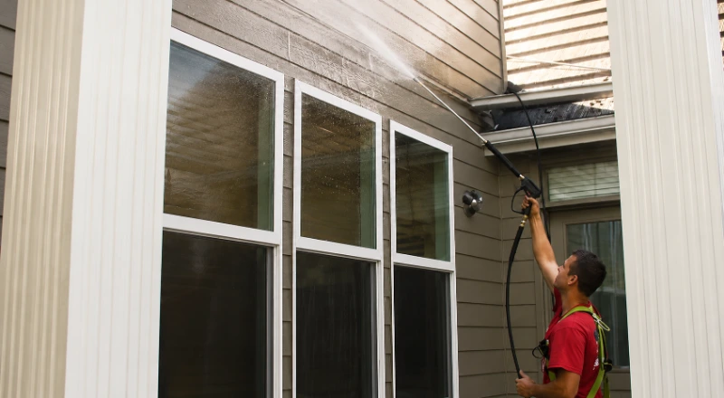 Professional roof moss removal and soft washing in Eugene OR